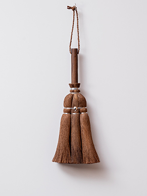 Handy Broom with Japanese Cypress Handle